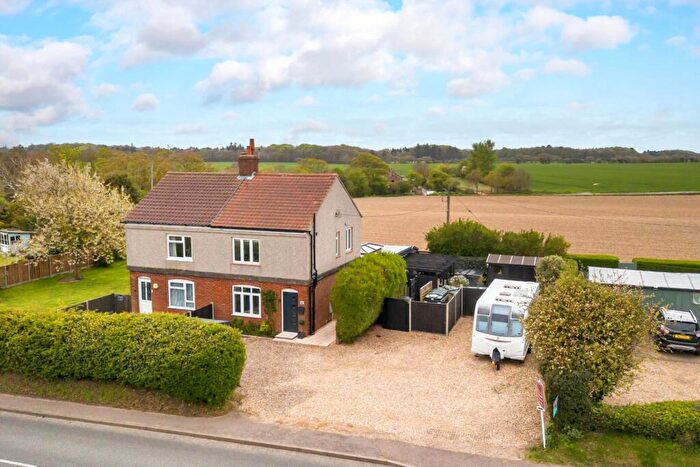 3 Bedroom Semi-Detached House For Sale In Seaview Cottages, Cromer Road, Sidestrand, NR27