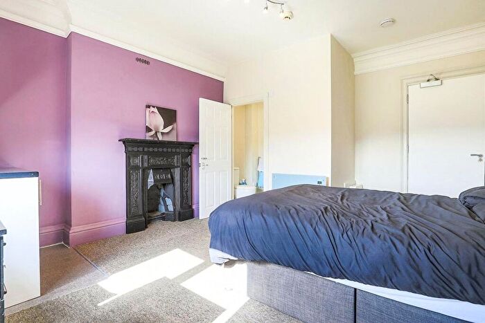 1 Bedroom Property To Rent In Devonshire Street, Keighley, West Yorkshire, BD21