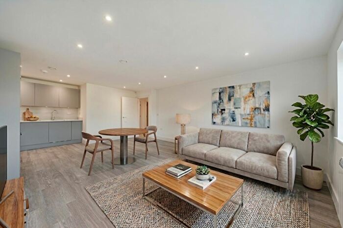 1 Bedroom Flat To Rent In Croydon Road Beckenham, BR3
