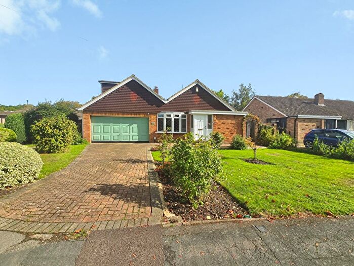 2 Bedroom Bungalow For Sale In Waverley Gardens, Ash Vale, Surrey, GU12