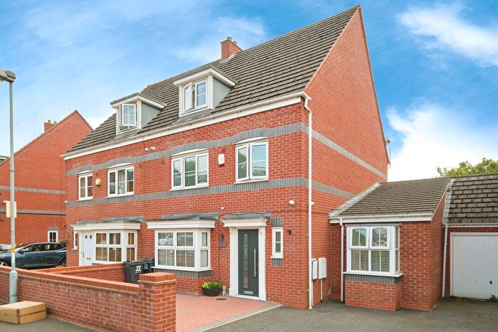 6 Bedroom Semi-Detached House For Sale In Scholars Close, Birmingham, B21