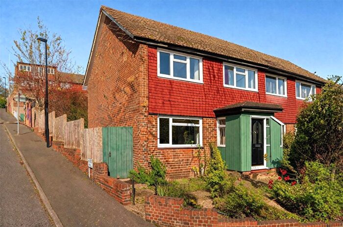 3 Bedroom End Of Terrace House To Rent In Hancock Road, Crystal Palace, London, SE19
