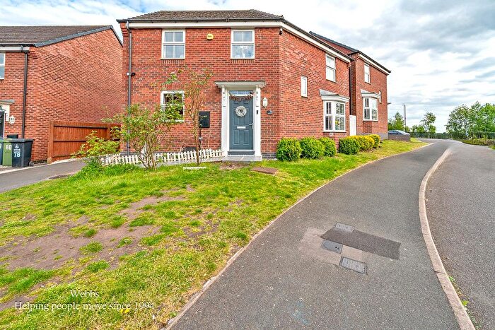 3 Bedroom Detached House For Sale In Water Reed Grove, Walsall, WS2