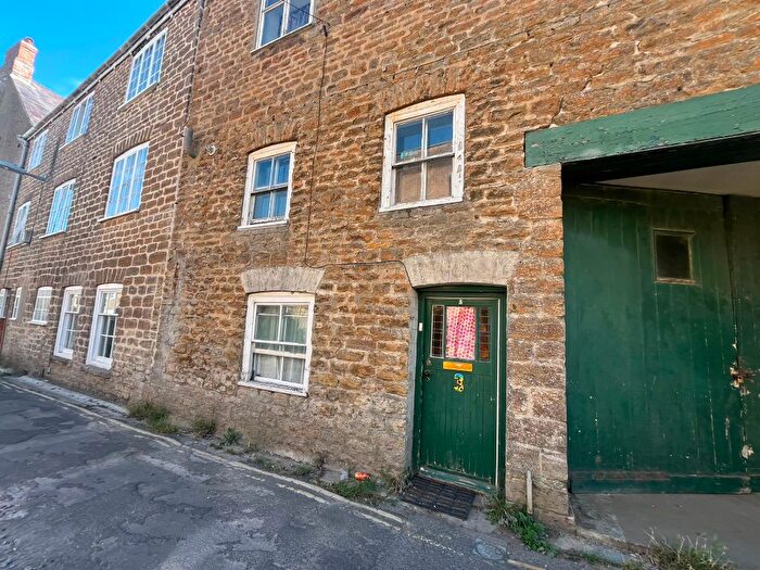 2 Bedroom Property To Rent In Rax Lane, Bridport, DT6