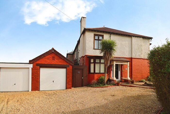 2 Bedroom Flat For Sale In Upton Road, Claughton, CH41