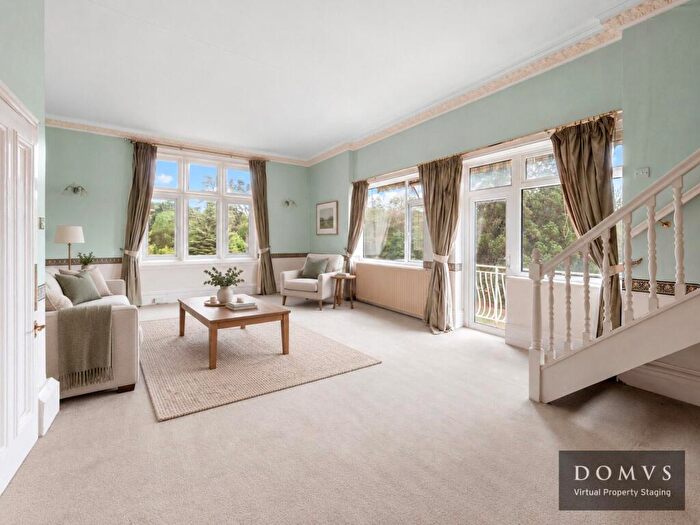 3 Bedroom Apartment For Sale In Sandford, Wareham, Dorset, BH20