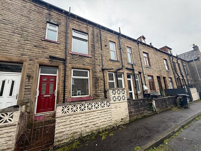 3 Bedroom Terraced House For Sale In Osborne Place, Todmorden, OL14