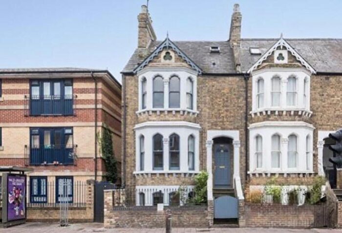 7 Bedroom Terraced House To Rent In Cowley Road, Oxford, OX4
