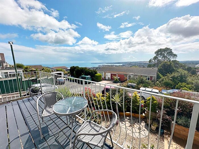 3 Bedroom Detached House For Sale In Dolphin Court Road, Paignton, TQ3