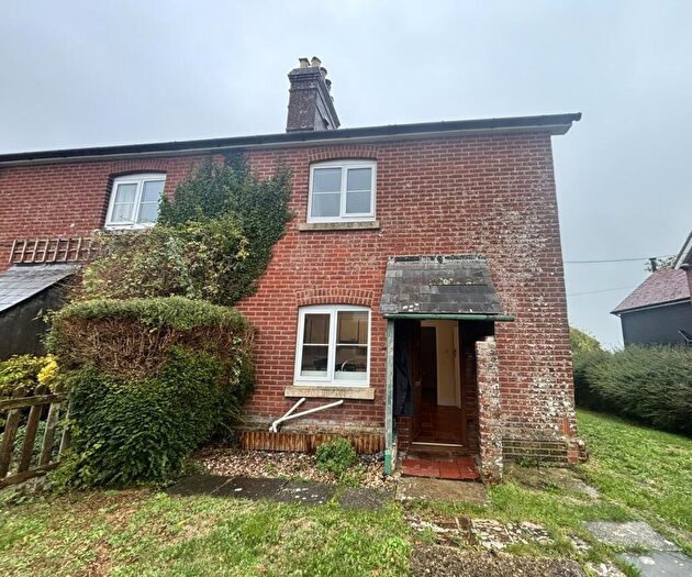 2 Bedroom Semi-Detached House To Rent In Homington, SP5