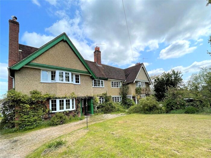 4 Bedroom Semi-Detached House To Rent In Marlston, Hermitage, Berkshire, RG18