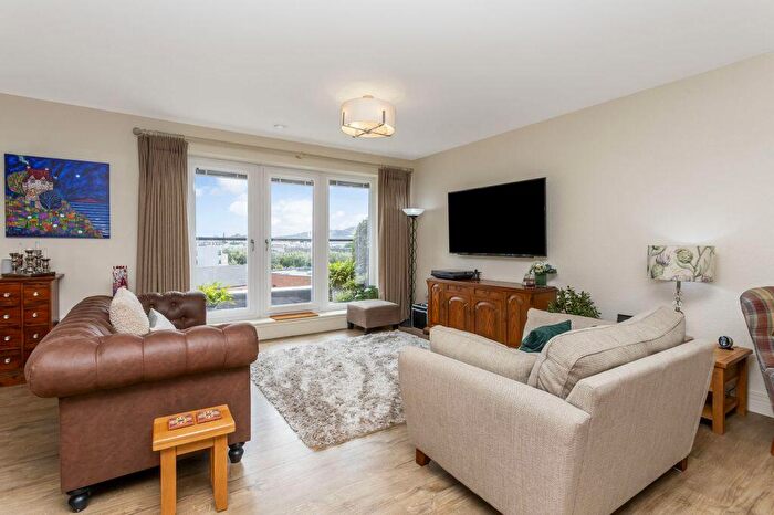 3 Bedroom Penthouse For Sale In / Ocean Drive, Leith, Edinburgh, EH6