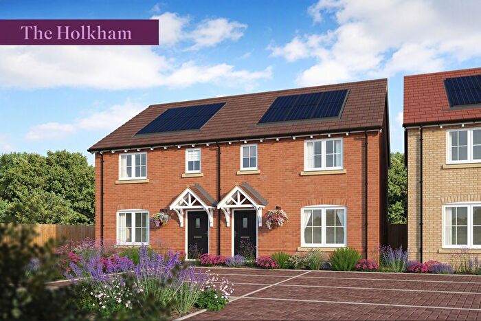 3 Bedroom Semi-Detached House For Sale In Galloway Close, Hampton Woods, Peterborough, PE7