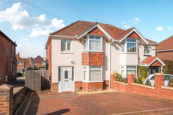 3 Bedroom Semi-Detached House For Sale In Wakefield Road, Southampton, SO18