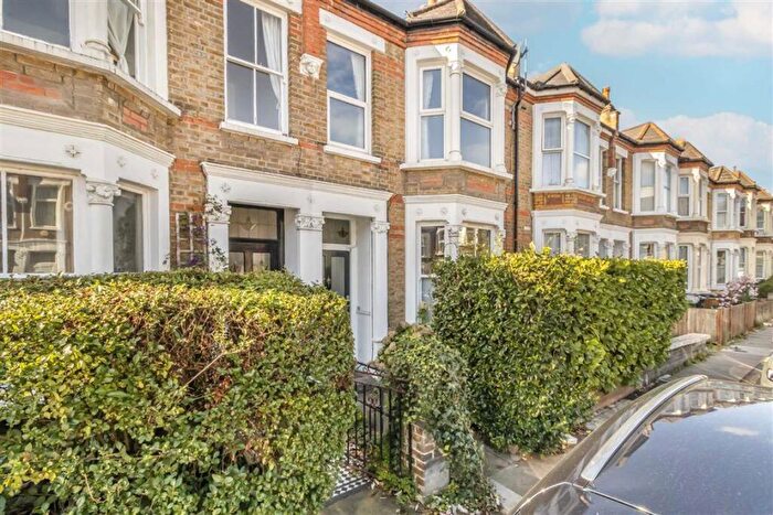 2 Bedroom Flat To Rent In St. Asaph Road, Brockley, SE4