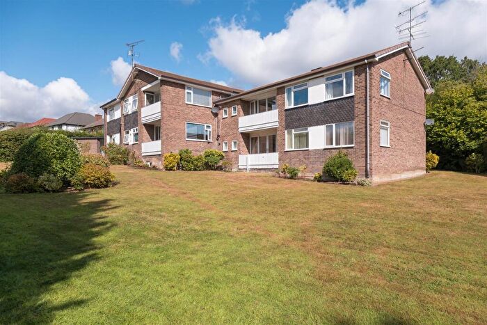 3 Bedroom Apartment For Sale In Burlington Close, Dore, Sheffield, S17