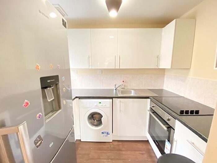 2 Bedroom Flat To Rent In Lacey Close, Edmonton London, N9