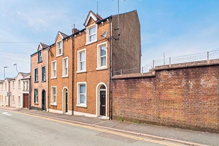 4 Bedroom End Of Terrace House For Sale In Pinfold Street, Workington, CA14