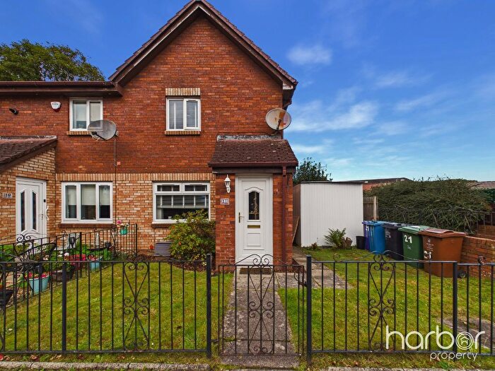 3 Bedroom End Of Terrace House For Sale In Rhindmuir Court, Baillieston, Glasgow, City Of Glasgow, G69