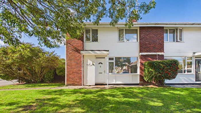 3 Bedroom Semi-Detached House For Sale In Enfield Gardens, Peterborough, PE3