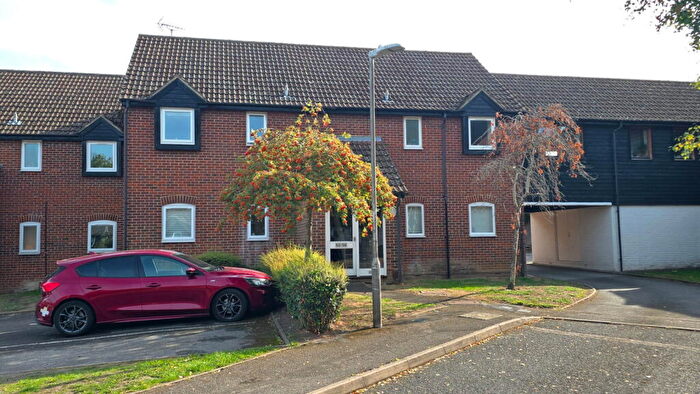 1 Bedroom Flat For Sale In Eeklo Place, Newbury, RG14