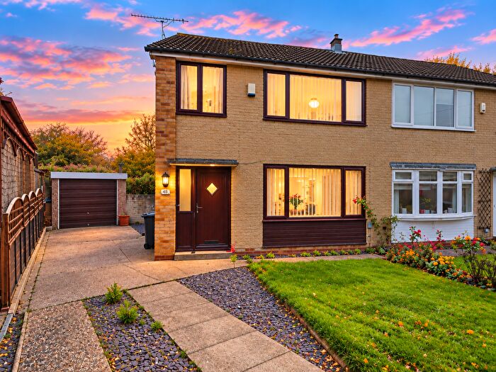 3 Bedroom Semi-Detached House For Sale In Robert Avenue, Barnsley, S71