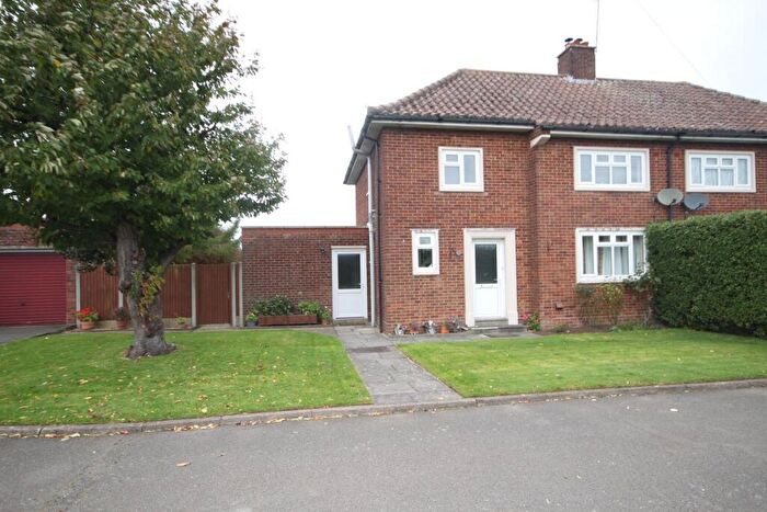 3 Bedroom Semi-Detached House To Rent In Waterworks Cottages, Meppershall, Beds, SG17