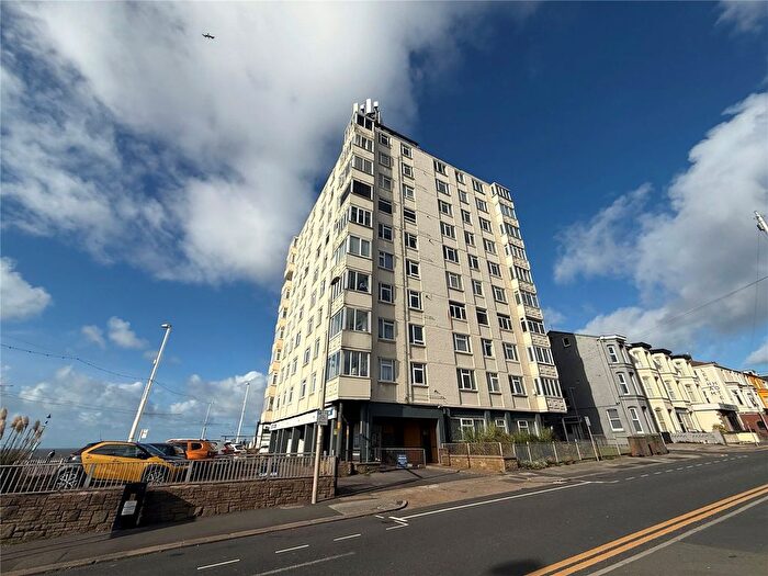 2 Bedroom Flat For Sale In Promenade, Blackpool, Lancashire, FY1