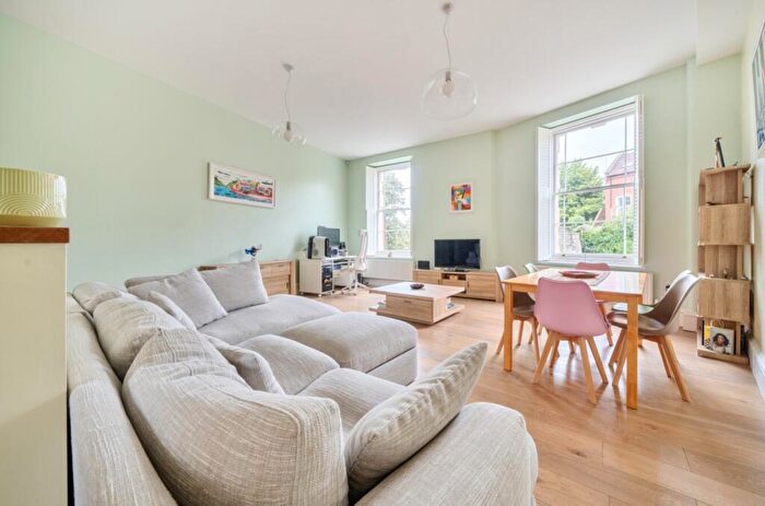 2 Bedroom Flat For Sale In The General Guinea Street, Bristol, Avon, BS1