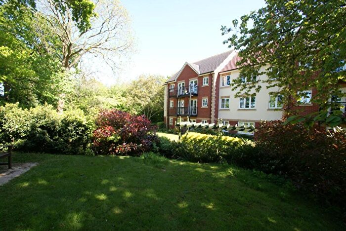 1 Bedroom Apartment For Sale In Silver Street, Nailsea, North Somerset, BS48