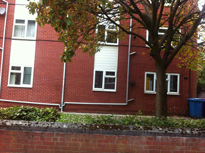 1 Bedroom Flat To Rent In Livingston Avenue, Liverpool, L17