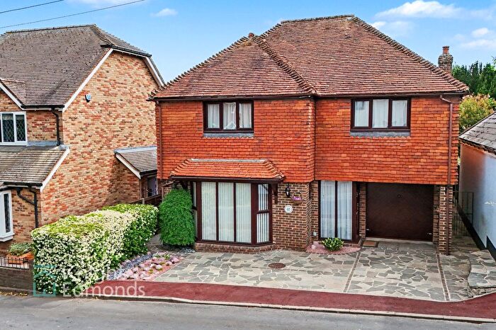 4 Bedroom Detached House For Sale In Hill Green Road, Stockbury, ME9