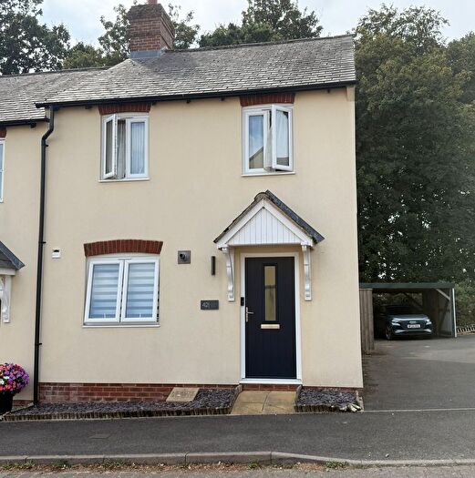 2 Bedroom Semi-Detached House For Sale In Highland Park, Cullompton, EX15