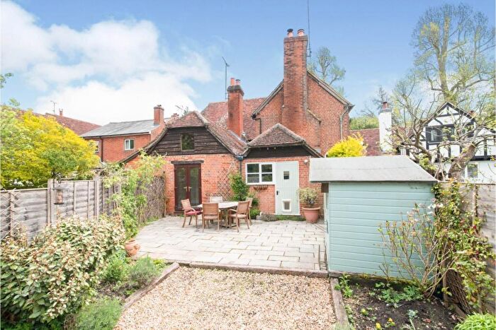 2 Bedroom House To Rent In The Street, Old Basing, RG24