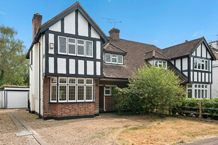 3 Bedroom Semi-Detached House To Rent In The Woodlands, Esher, KT10