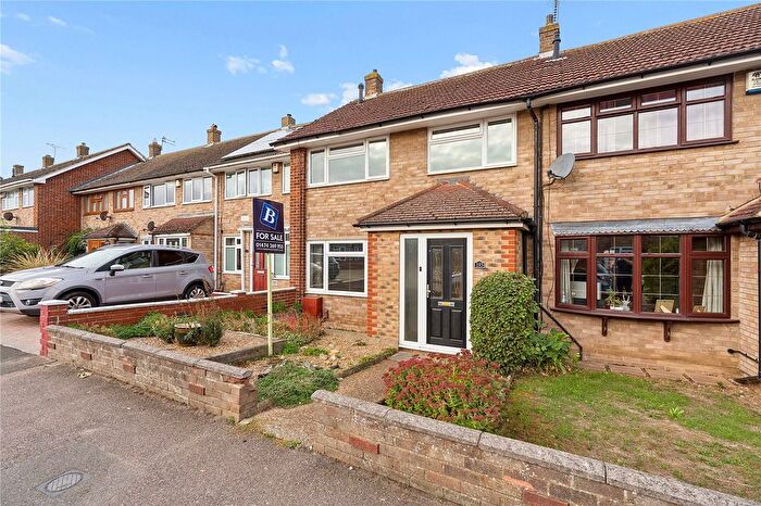 3 Bedroom Terraced House For Sale In Whinfell Way, Gravesend, Kent, DA12