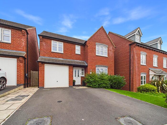 4 Bedroom Detached House For Sale In Buzzard Lane, Chellaston, DE73