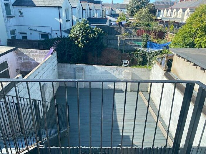 3 Bedroom Apartment To Rent In Clifton Street, Adamsdown, CF24