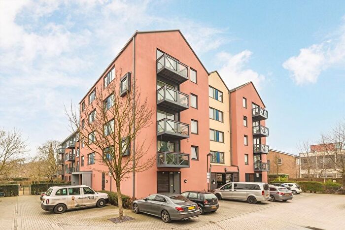1 Bedroom Flat For Sale In Union Lane, Isleworth, TW7