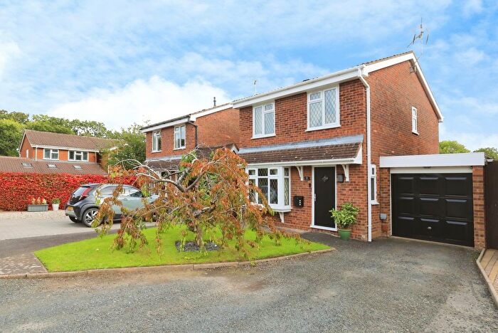 3 Bedroom Detached House For Sale In Mercia Drive, Perton Wolverhampton, Staffordshire, WV6