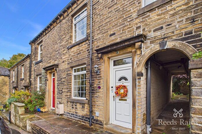 3 Bedroom Terraced House For Sale In Riding Head Lane, Luddenden, Halifax, HX2