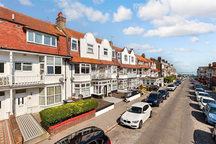 3 Bedroom Flat For Sale In Surrey Road, Cliftonville, Margate, Kent, CT9