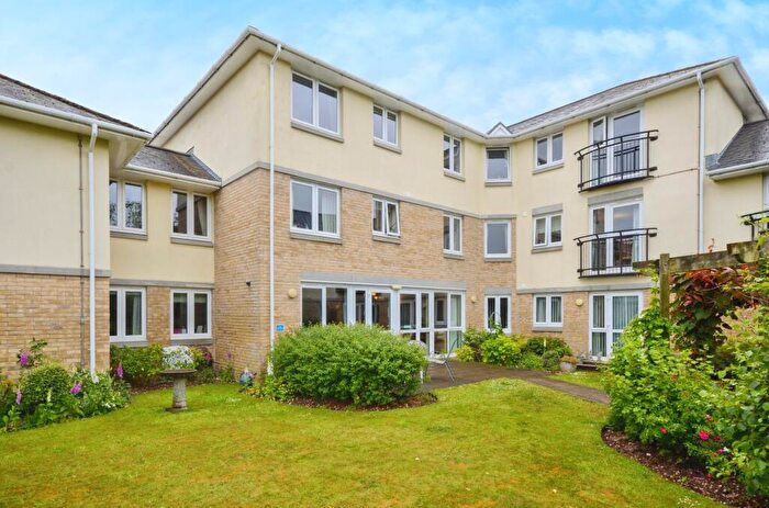 1 Bedroom Apartment For Sale In Westfield Court, Andover, SP10
