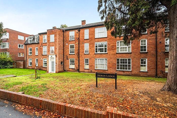 2 Bedroom Flat For Sale In Heron Lodge, Osborne Road, SL4