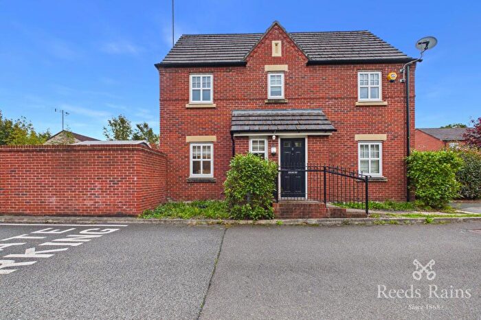 3 Bedroom End Of Terrace House For Sale In Daneside Close, Congleton, Cheshire, CW12