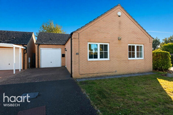 2 Bedroom Detached Bungalow For Sale In Fieldside View, Tydd St Giles, PE13