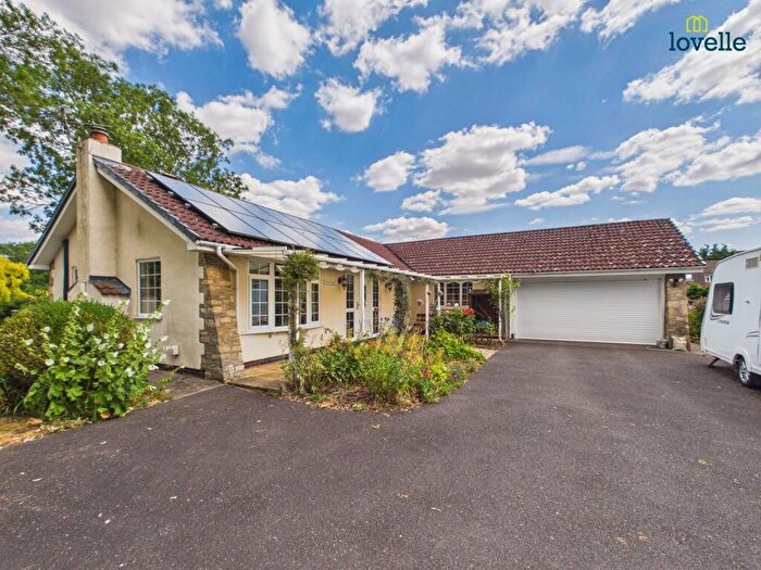 3 Bedroom Detached Bungalow For Sale In Kennel Walk, Reepham, LN3