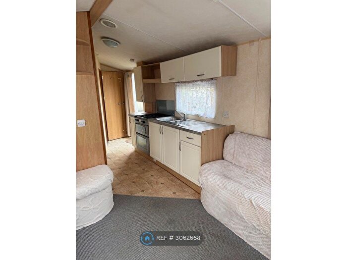 2 Bedroom Mobile/park Home To Rent In Florence Farm Mobile Home Park, Sevenoaks, TN15