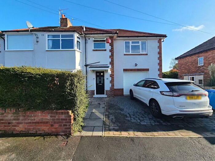 4 Bedroom Semi-Detached House For Sale In Vernon Grove, Scarborough, YO12