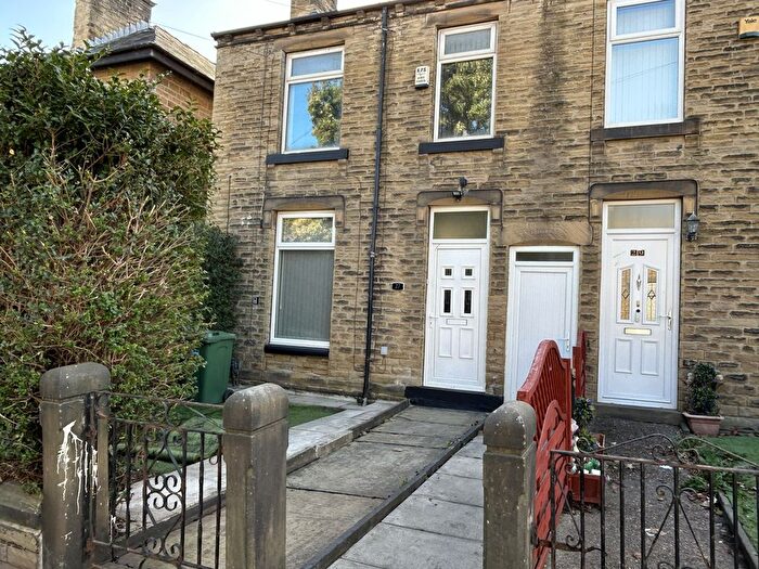 3 Bedroom End Of Terrace House To Rent In Whitacre Street, Huddersfield, HD2